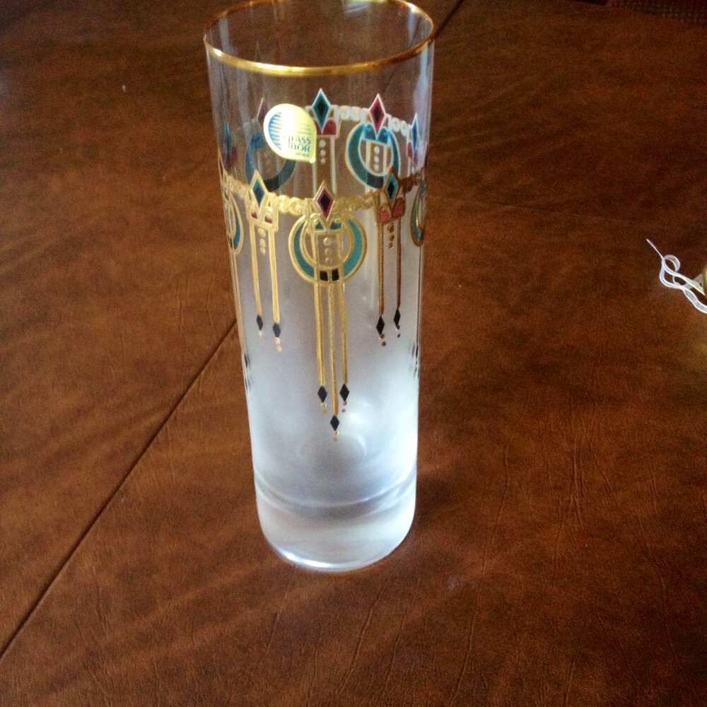 GLASSBOR CZECH REPUBLIC ART DECO VASE NEW IN BOX GREAT GIFT 8.5 INCHES TALL